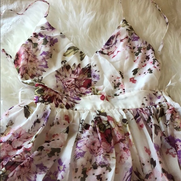 LAST 1! UNIQUE WHITE FLORAL MAXI - Picture 6 of 8